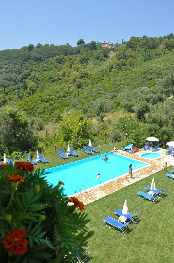 Large Apartment By The Pool - Pelekas Beach, Corfu Extérieur photo