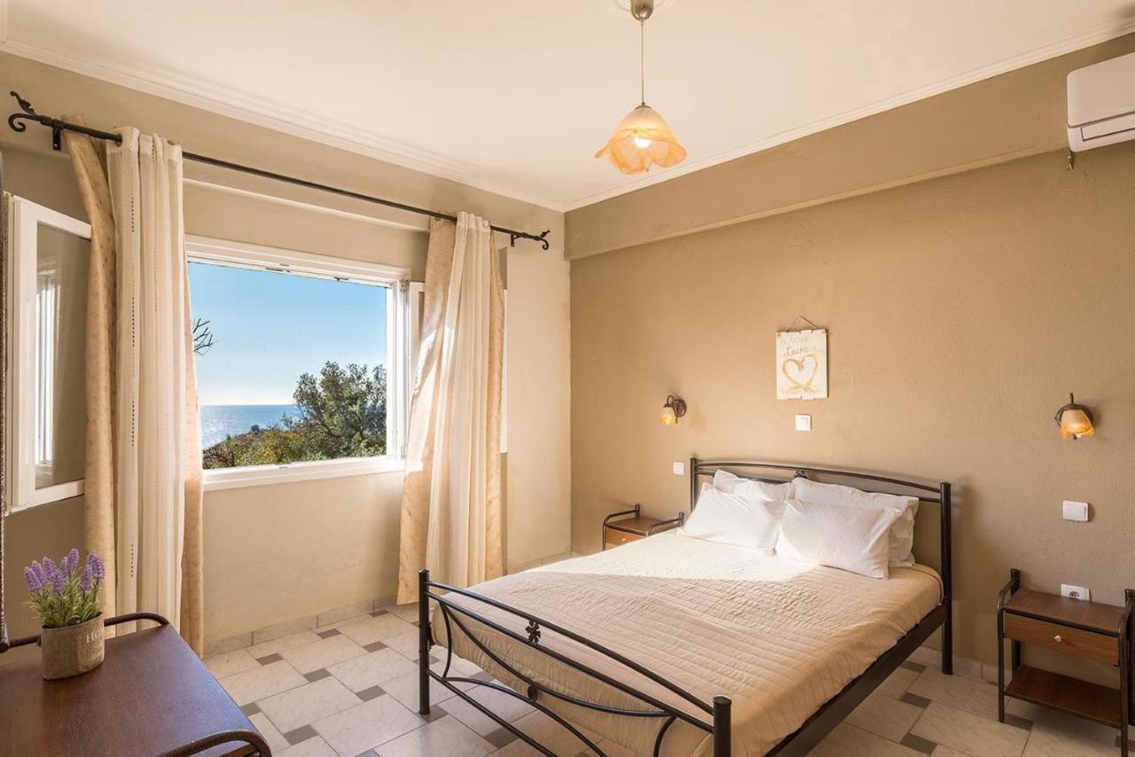 Large Apartment By The Pool - Pelekas Beach, Corfu Extérieur photo